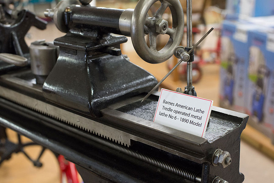 E Hayes Image Gallery Of Industrial Treadle Powered Lathes On